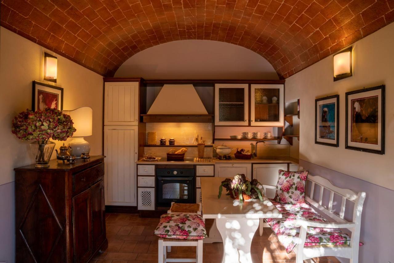 Гостевой дом Borgo San Benedetto Монтайоне Экстерьер фото